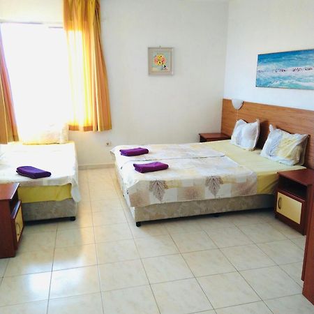 Kъща За Гости Липите Hotel Sinemoretz Buitenkant foto