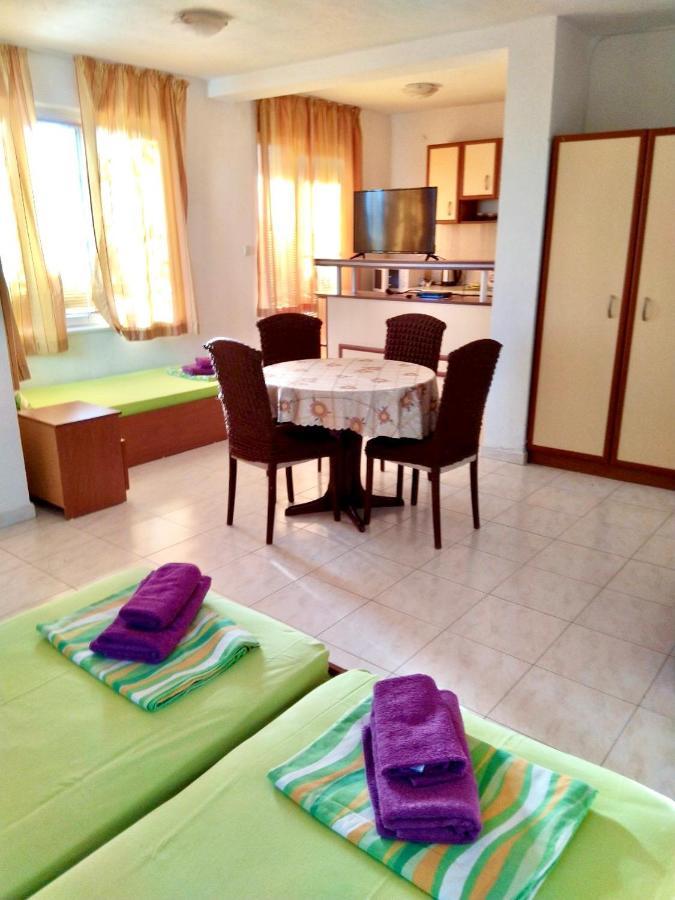 Kъща За Гости Липите Hotel Sinemoretz Buitenkant foto