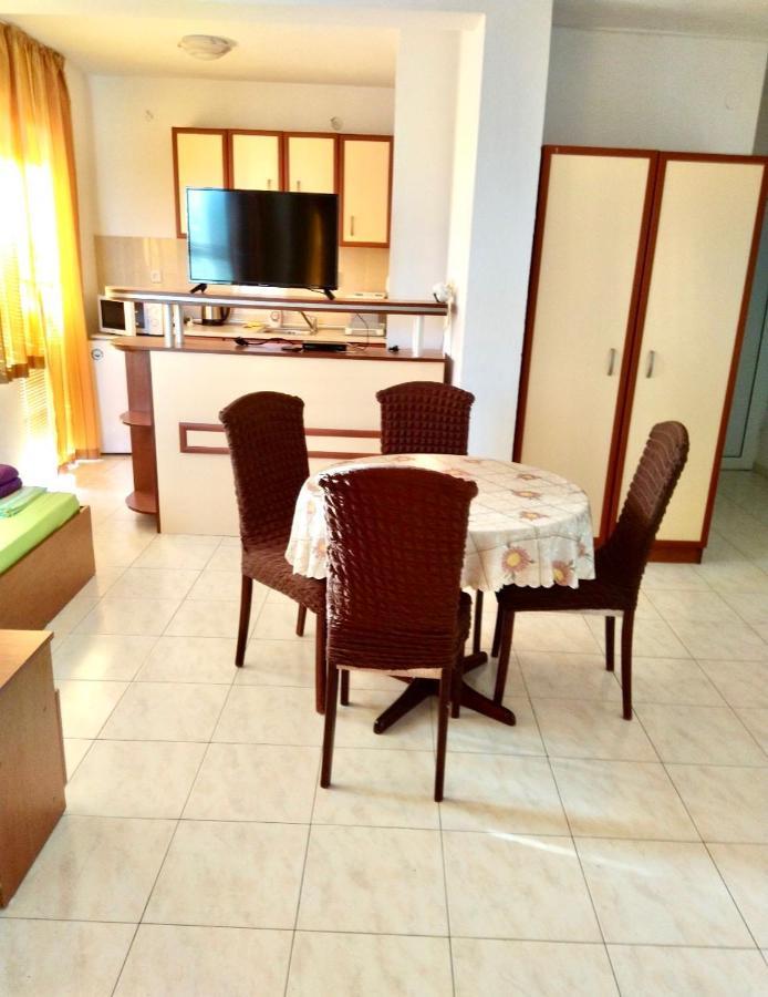 Kъща За Гости Липите Hotel Sinemoretz Buitenkant foto