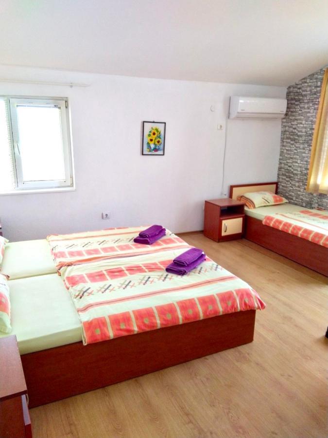 Kъща За Гости Липите Hotel Sinemoretz Buitenkant foto